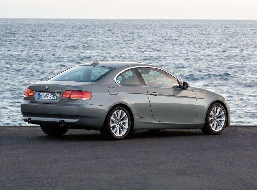  BMW 3-Series Coupe 2007 года  (фото 199 из 219)